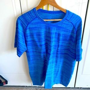 Lululemon athletica XXL Ocean Blue Shirt